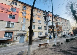 CHIRIE! Sec. Riscani, str. Kiev. Parc. 2 camere. Mobilat Complet!!!