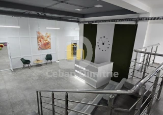 Chirie oficiu spațios pregătit pentru activitate!