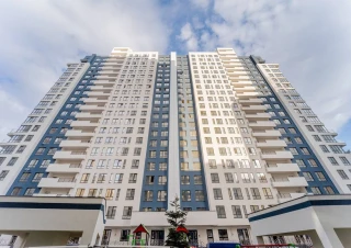 Pent House!!! Bloc Nou! Braus! Design Individual! Euroreparatie! Terasa 23 mp. Priveliste Uimitoare!!!