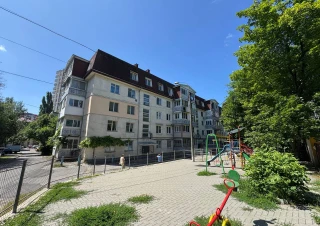 Sec. Riscani, str. Andrei Doga! Apartament cu 2 camere + living! Euroreparatie! Mobilat Complet! Parc!!!