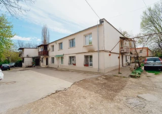 Serie Stalinka! Sec. Posta Veche, str. Calea Orheiului. 2 camere! Reparatie Cosmetica! Incalzire Autonoma!!!