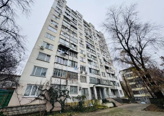 Parc! Sec. Riscani, str. Florilor. 1 camera + living. Mobilat Complet. Euroreparatie!!!