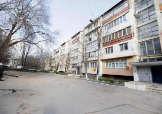 Serie 102! Sec. Riscani. Posta Veche, str. Iazului. 1 camera + living. Euroreparatie! Mobilat Complet!!!