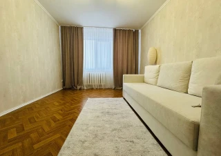 Chirie pe Termen Indelungat!!!  Sec. Riscani, bd. Moscova. 3 camere. Prima Linie.