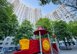 Sec. Riscani, bd. Moscova. 2 camere. Prima Linie. Parc Avgan! Reparat si Mobilat! Priveliste spre Parc!!!