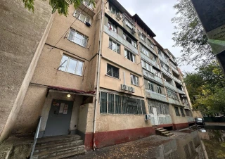 Гарсониера! Парк Авган! Район Картер! Рышканы, ул. Мирон Костин. 1 комната. Меблирована!!!