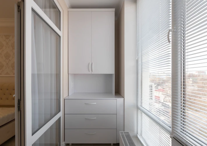 Vânzare - Apartament spațios cu parcare și debara9