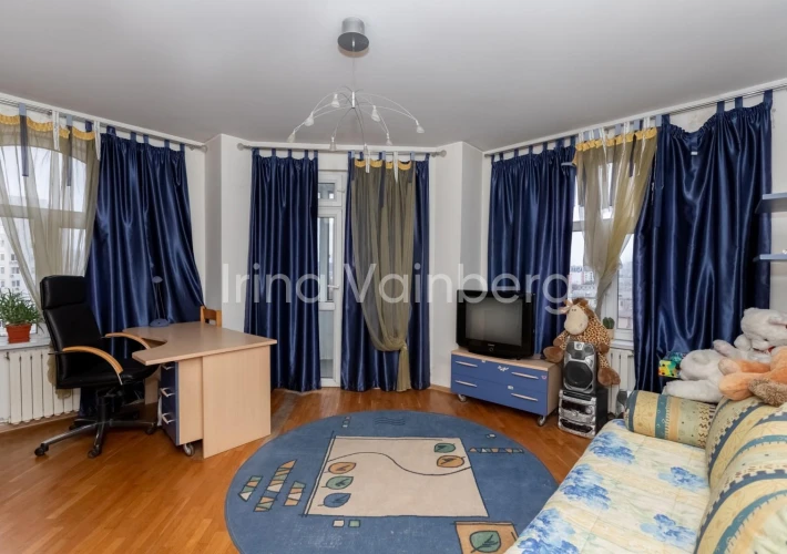 Vânzare penthouse 5 camere, parcare și debara centru5