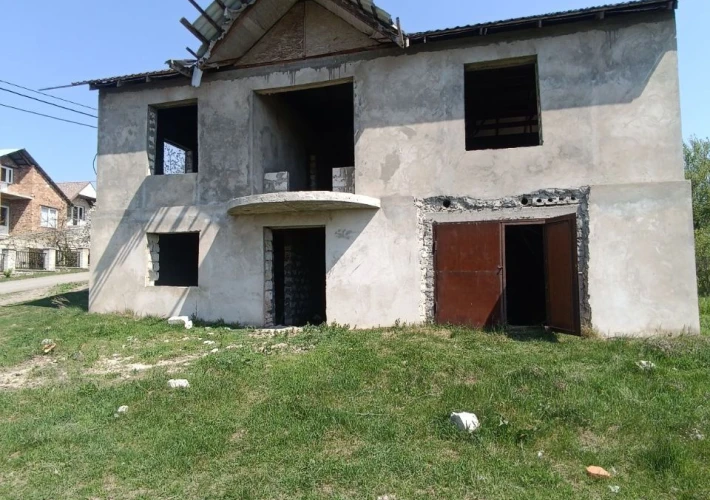 Se vinde casa nefinalizata in Maximovca, la 15 km de Chisinau4