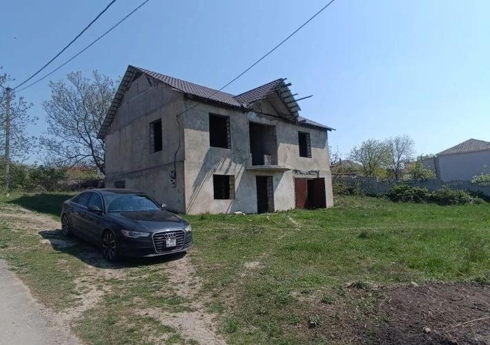 Se vinde casa nefinalizata in Maximovca, la 15 km de Chisinau5