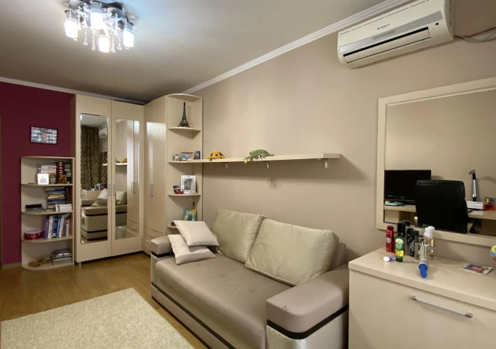 Mircea cel batrin 3 odai Bloc nou1