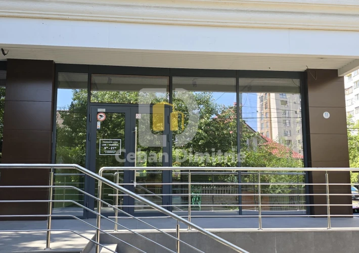 Vânzare - spațiu comercial1