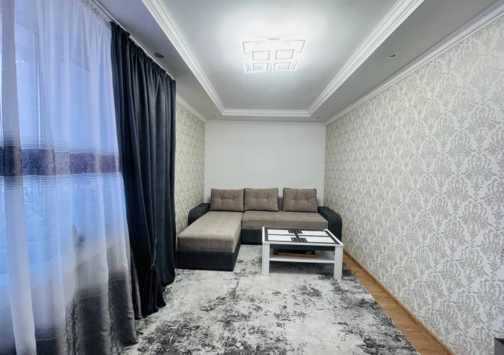 Parc! Sec. Riscani, str. Florilor. 3 camere. Euroreparatie. Mobilat Complet!!!2