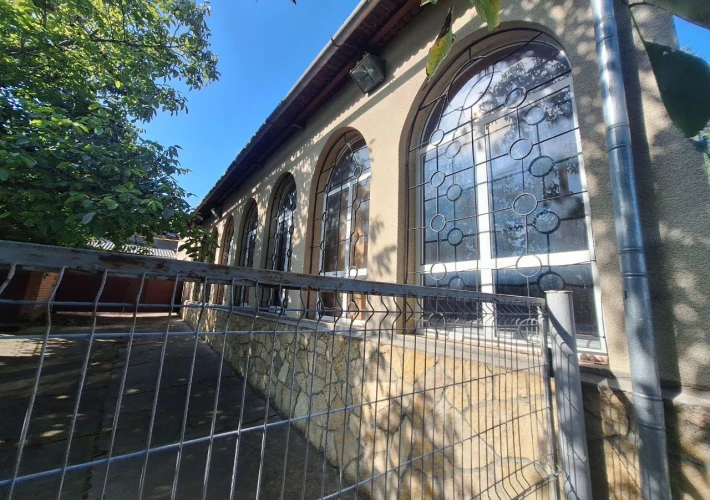 Vindem spatiu comercial în oraşul Anenii Noi 260 m2 pe 11 ari teren7