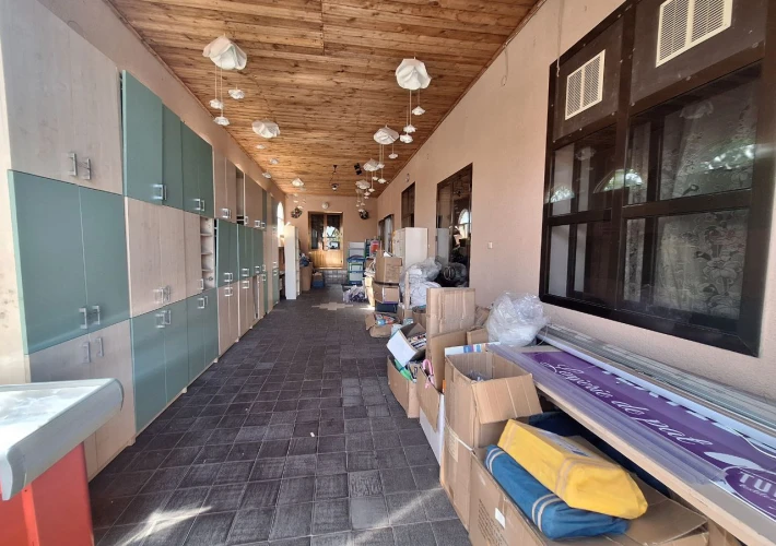 Vindem spatiu comercial în oraşul Anenii Noi 260 m2 pe 11 ari teren10