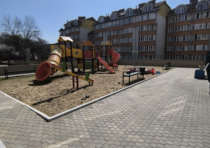 Apartament cu 3 camere13