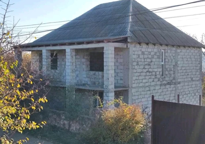 Vinzare casa la Telecentru str Sihastrului1