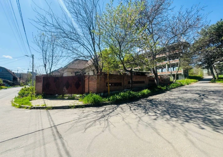 Teren pentru construcții din sect. Poșta Veche, str. Hipodromului!!!1