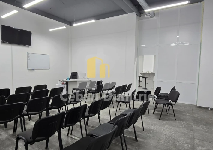 Chirie oficiu spațios pregătit pentru activitate!8