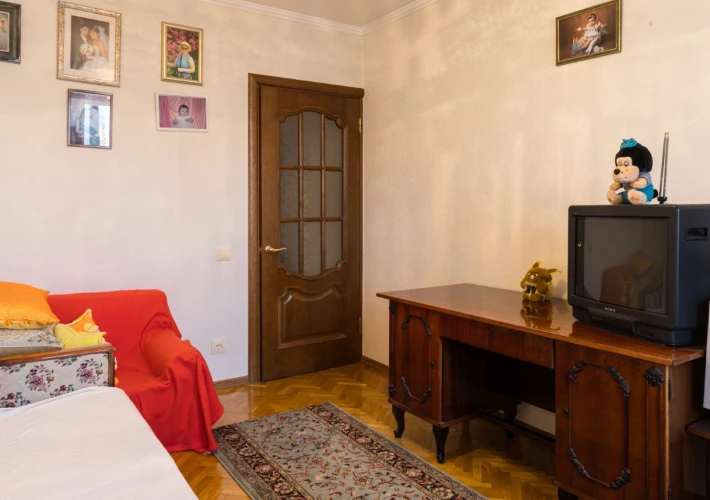 Apartament cu 3 camere seria 14310