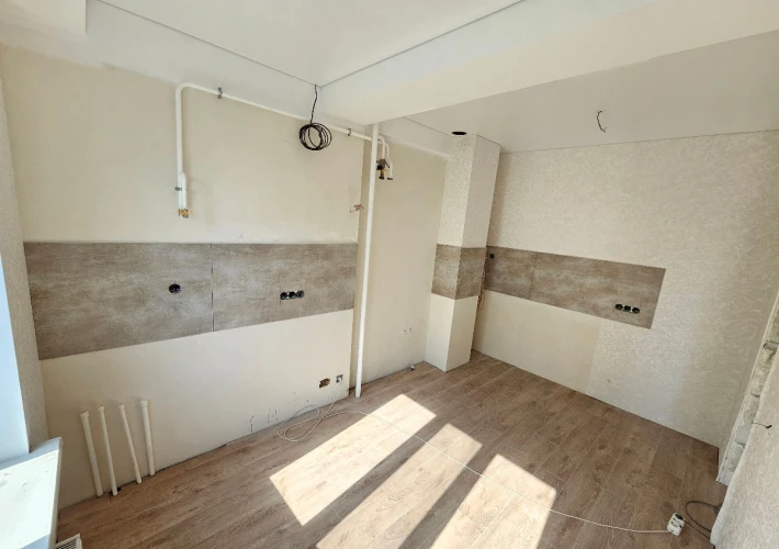 Se vinde apartament cu 1 camera + living, amplasat în sec. Râșcani, pe str. Andrei Saharov.7
