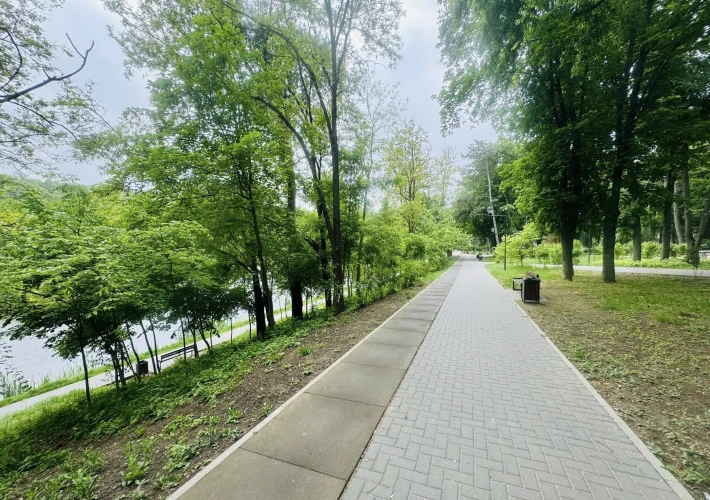 str. Braniştii, sec. Râșcani, 1 cameră 22 mp. De mijloc! Parc Boris Glavan!!! Demisol!!!3