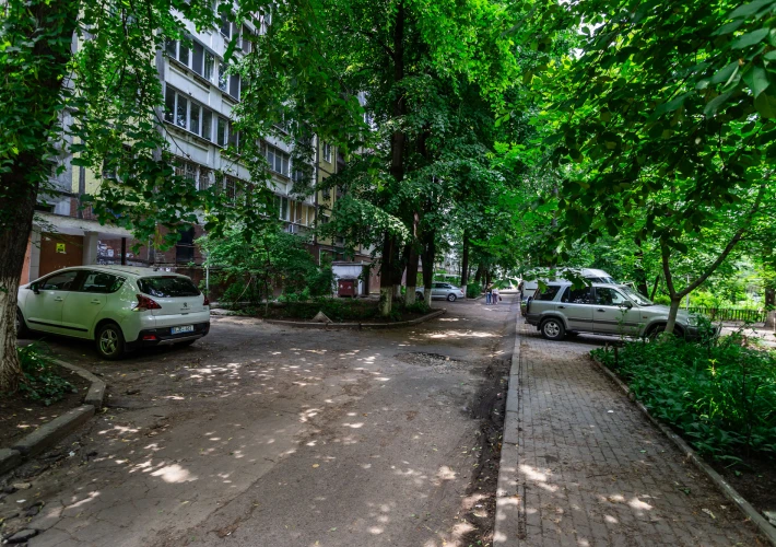 Apartament cu 2 camere, bd. Dacia3