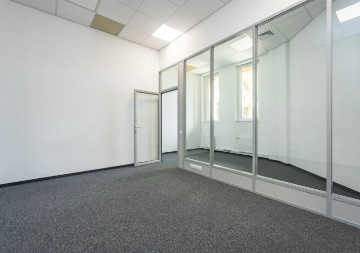 Oficiu 130 m2 amplasat la parter, str. Bernardazzi6