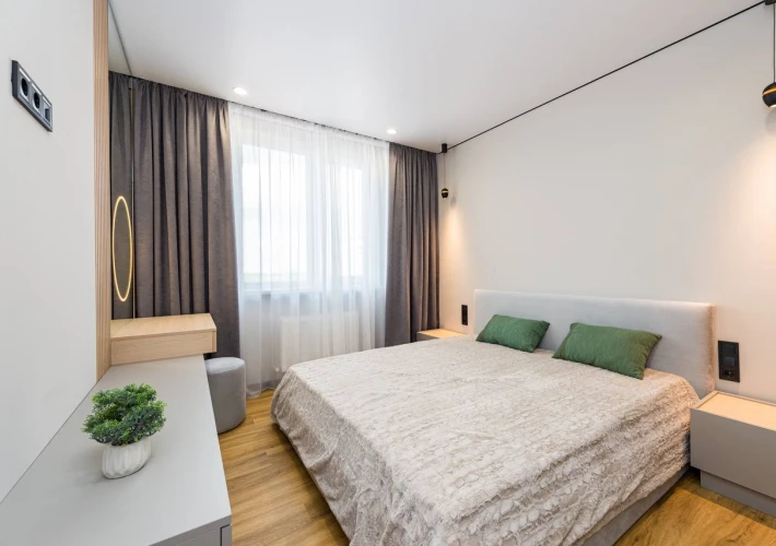 Vând apartament cu 3 camere separate și living,or.Durlești, str.Dimo 89(Premier Fitness ,Linella).2