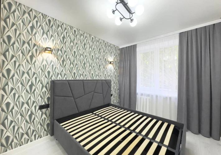 Sec. Riscani, str. Andrei Doga! Apartament cu 2 camere + living! Euroreparatie! Mobilat Complet! Parc!!!6