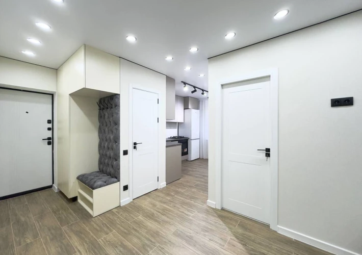 Sec. Riscani, str. Andrei Doga! Apartament cu 2 camere + living! Euroreparatie! Mobilat Complet! Parc!!!2