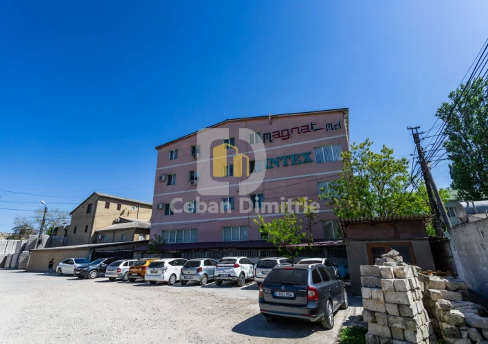 Cladire separata pentru investiții!13