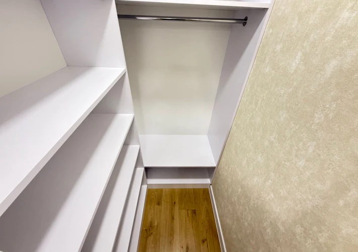 Parc Dumitru Riscanu/Parc Sipka! Sec. Riscani. 2 camere + living. Euroreparatie!!!5