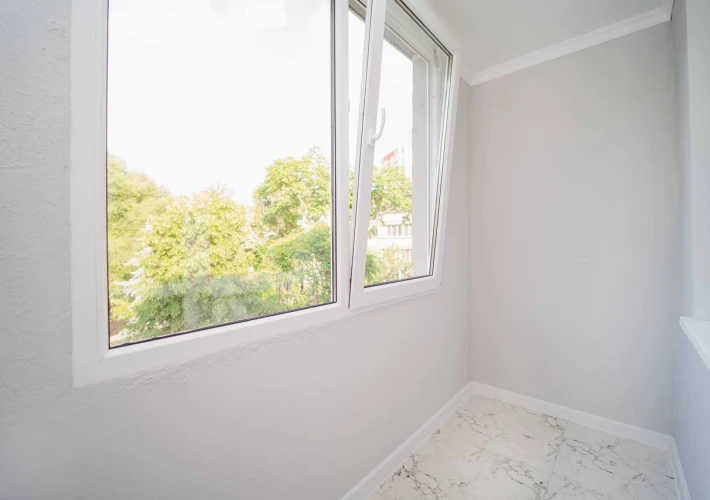 Parc. Sec. Riscani. str. Andrei Doga. 1 camera + living. Euroreparatie! Mobilat Complet!!!10