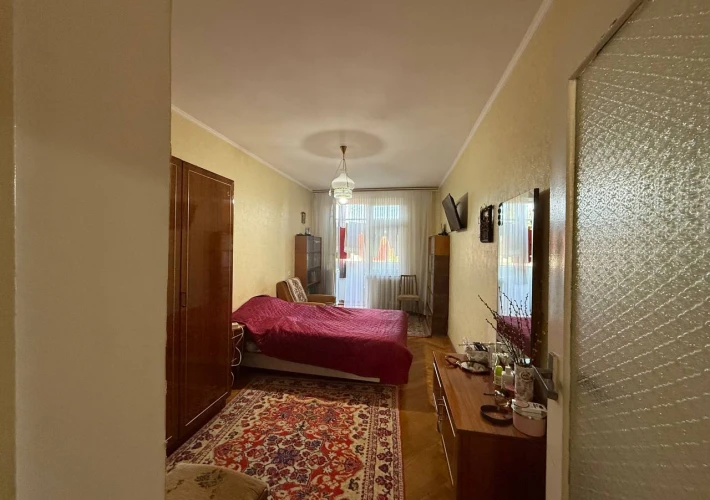 Apartament cu 3 camere3