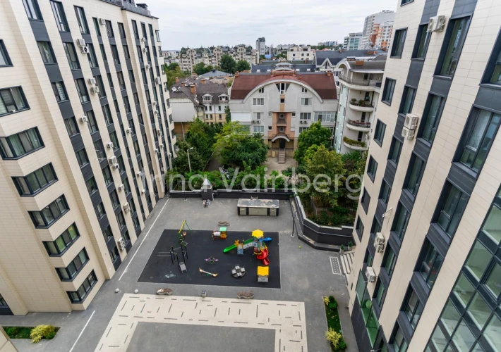 Apartament de vis în centrul orașului!13