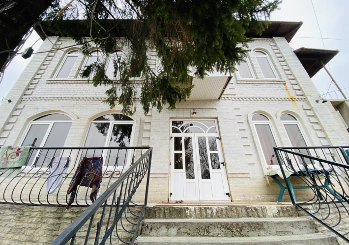 Casă cu 2 Nivele în zonă ecologică, 180 m. p+ 4,6 ari. Sec. Posta Veche!!!6