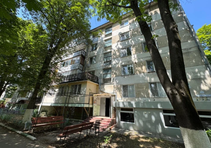 Sec. Riscani, str. Miron Costin! Apartament cu 2 camere + living! Euroreparatie! Mobilat Complet! Parc Avgan!!!1