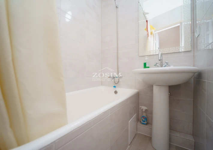 1 camera + living | Riscani6