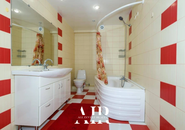 Продается 3-комнатная квартира, сектор Рышкановка, ул. Andrei Doga.5