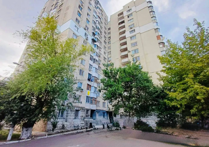 Sec. Riscani, bd. Moscova. 3 camere. Prima Linie. Parc! Reparat si Mobilat!!!1