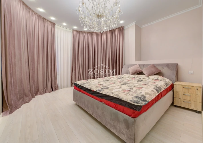 3 dormitoare / living spatios / Bazin10