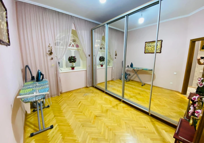 Spre Chirie apartament în bloc nou, amplasat în sectorul Centru, str. Colina Pupschin.7