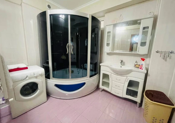 Chirie apartament. Buiucani, bd. Alba Iulia 77/5. 2 camere + living!!!13