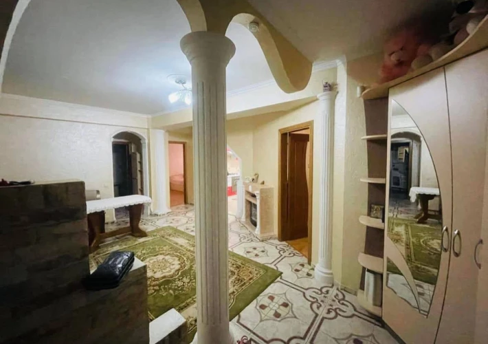 Chirie apartament. Buiucani, bd. Alba Iulia 77/5. 2 camere + living!!!12