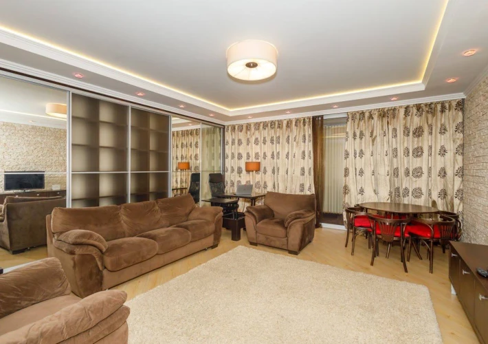 Club House! Parc! Str. Andrei Doga, sec. Râșcani, 2 camere + living. Incalz ire Autonoma! Bilaterala!!!1