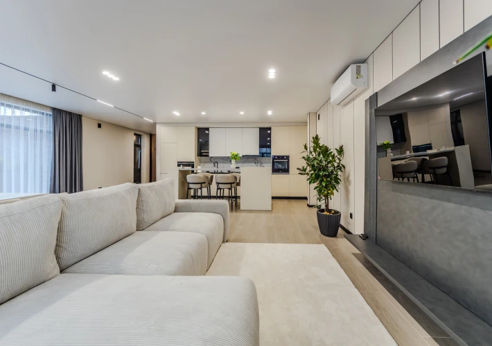 Casă exclusivă High-Tech cu piscină proprie | Zonă rezidențială nouă – Colonița7