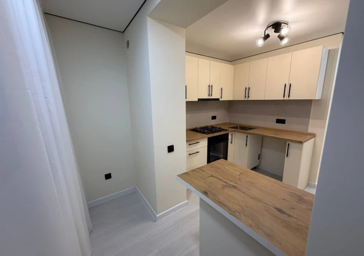 Serie 102! Sec. Riscani. Posta Veche, str. Iazului. 1 camera + living. Euroreparatie! Mobilat Complet!!!5