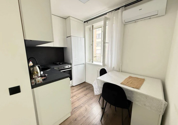 Posta veche! Str. Gheorghe Madan. 1 camera +living. Euroreparatie!7