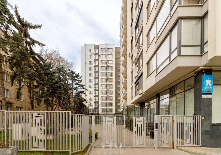 Bloc Nou! Inamstro. Parc! Sec. Riscani, str. Alecu Russo! Apartament cu 2 camere. Euroreparatie. Mobilat Complet!!!1